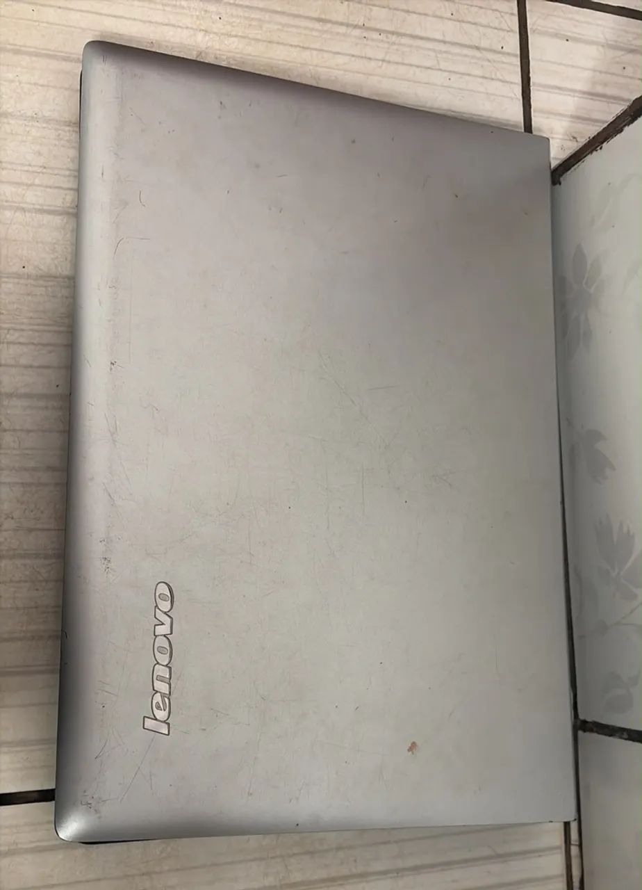 Vendo notebook Lenovo  - Foto 3