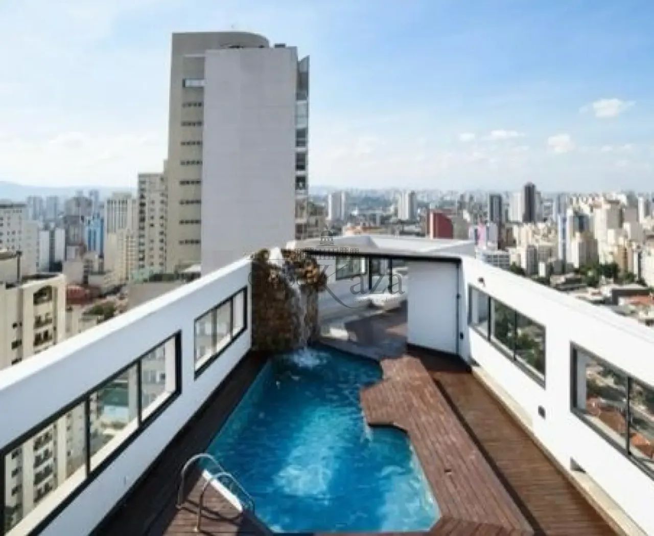 Cobertura Duplex - Pacaembu - 3 Suítes - 523 m².