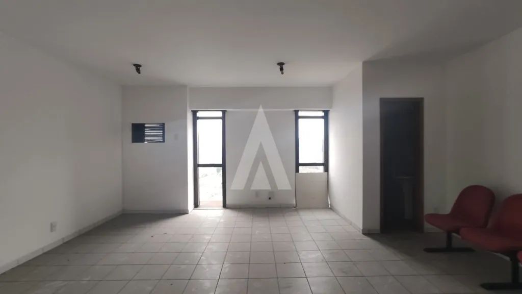 Sala comercial com 28,54m² no Centro em Joinville - SC - Foto 4