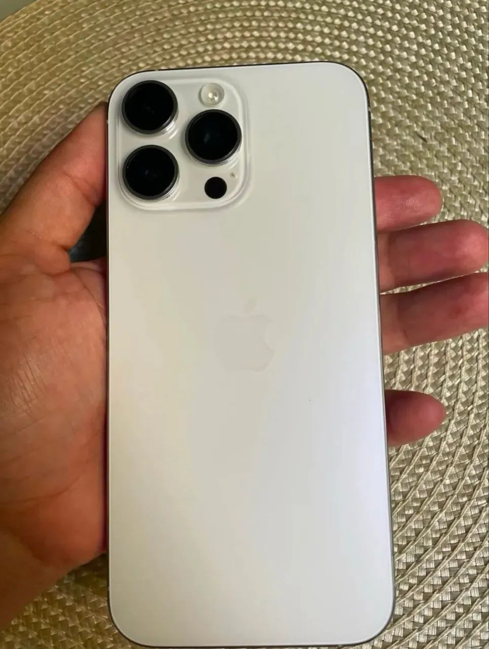 IPHONE 16 PRO MAX IMPECÁVEL  - Foto 2