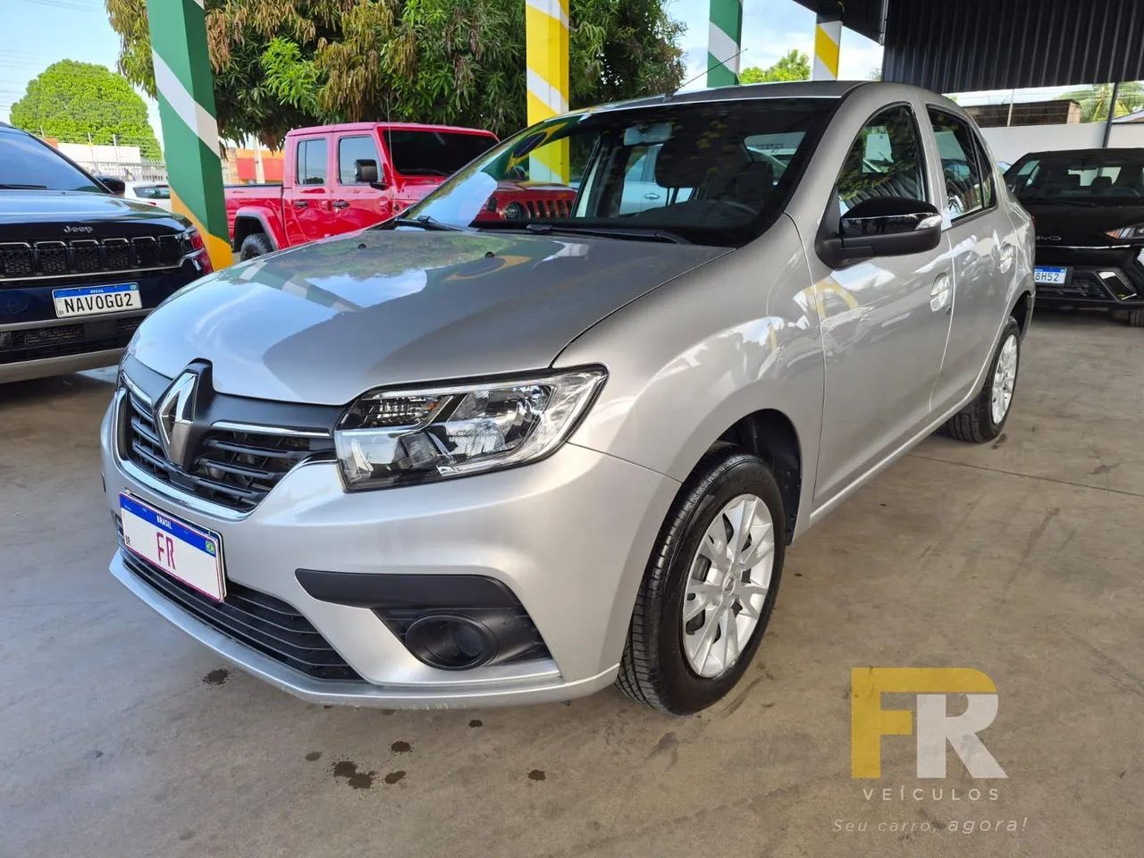 Renault Logan Zen Flex 1.0 12V 4P Mec. 2025 - Foto 3