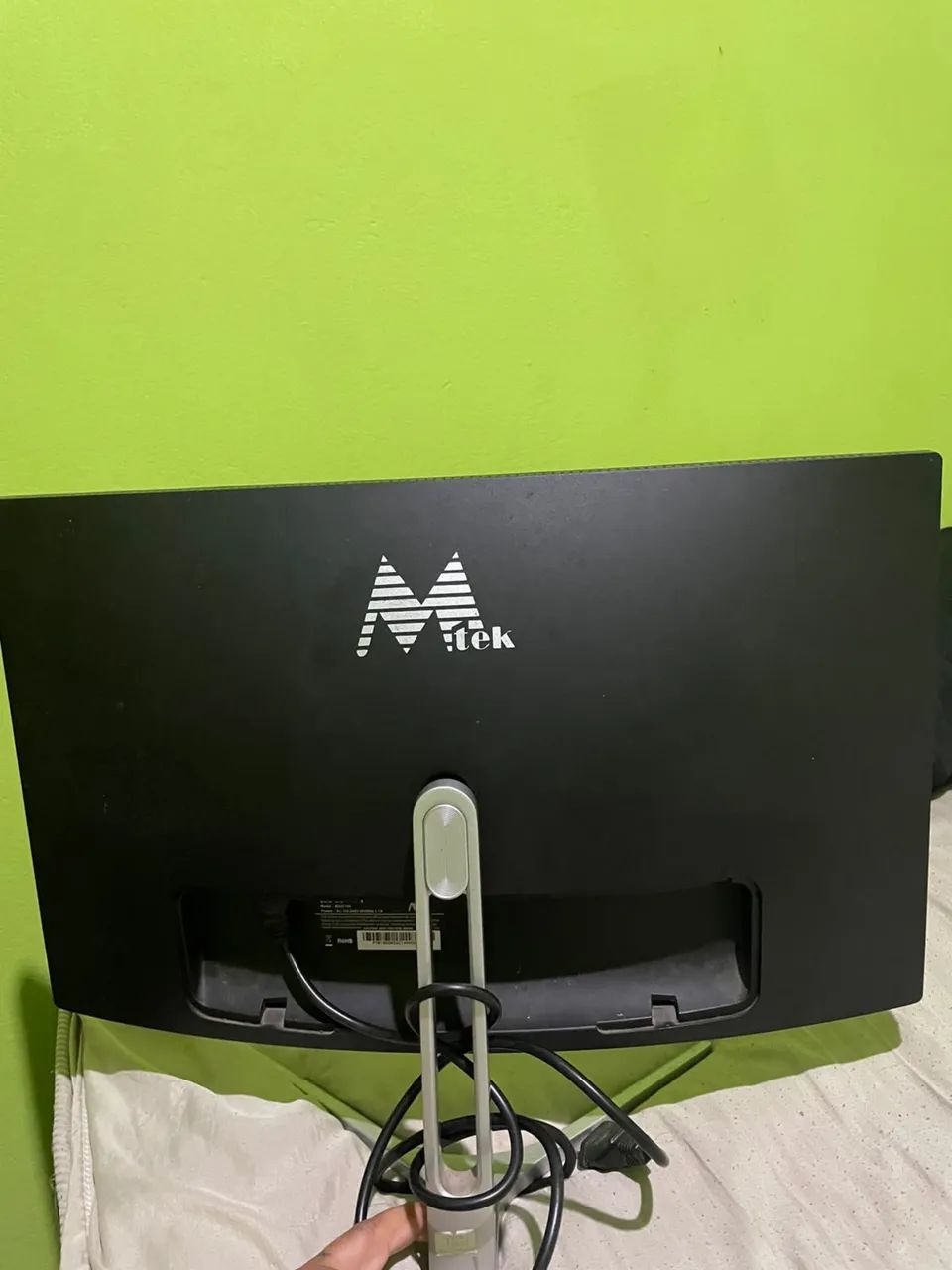Vendo Mtek 24 polegadas, 144hz, monitor curvo - Foto 2