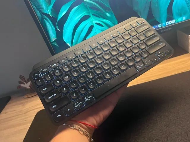 Teclado Logitech MX Keys Mini