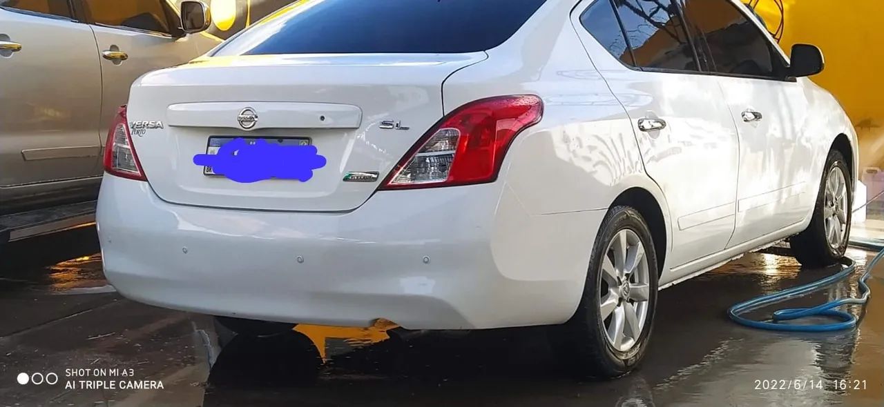 Nissan Versa SL 1.6 16V Flex Fuel 4P Mec. 2014 - Foto 3