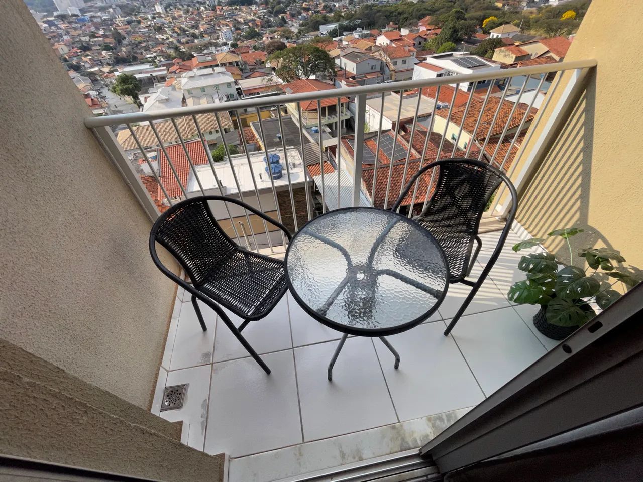 Conjunto mesa + 2 cadeiras varanda jardim - Foto 2