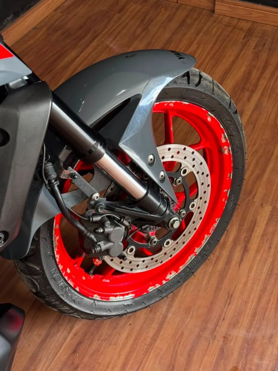 YAMAHA MT 03 2023 - Foto 5