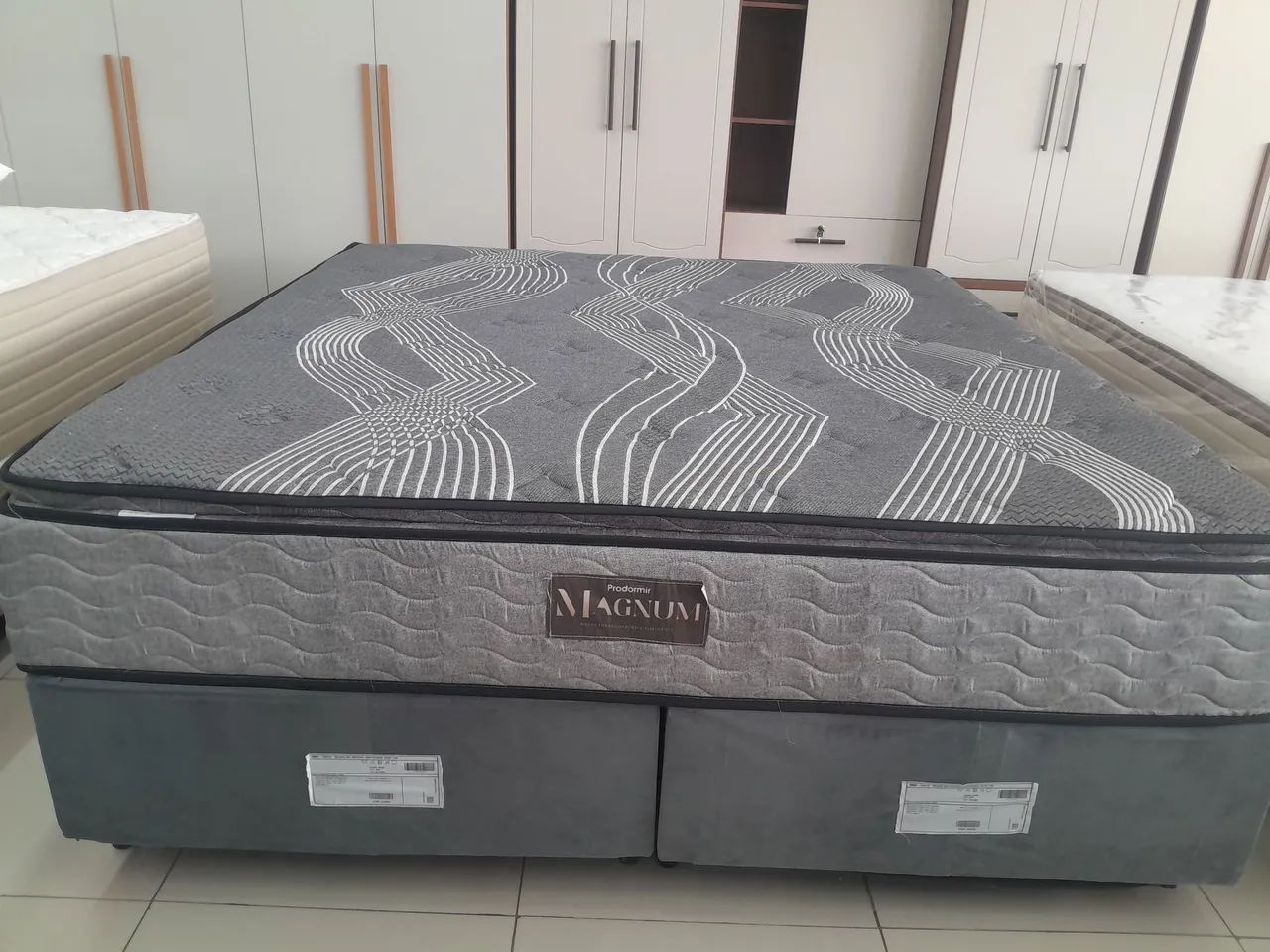 Conj box magnum Queen molas ensadas 