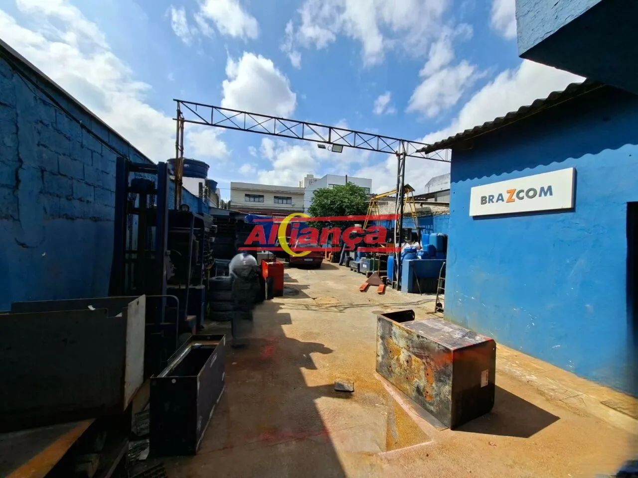 Galpão / Comercial 400 Metros para Venda - Vila Galvão - Foto 3