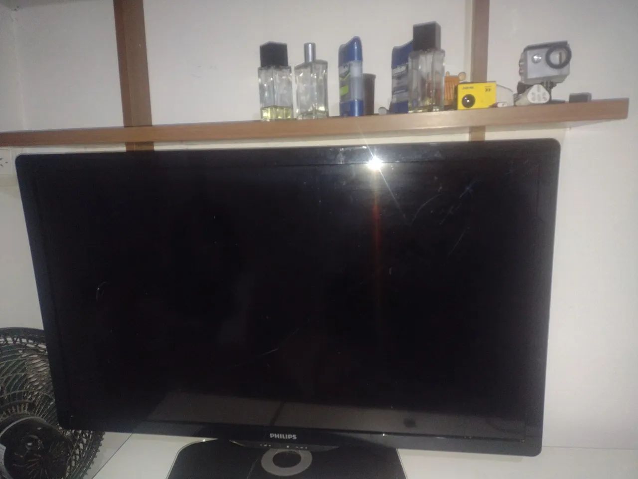 Tv 40 Philips com detalhe na tela - Foto 2