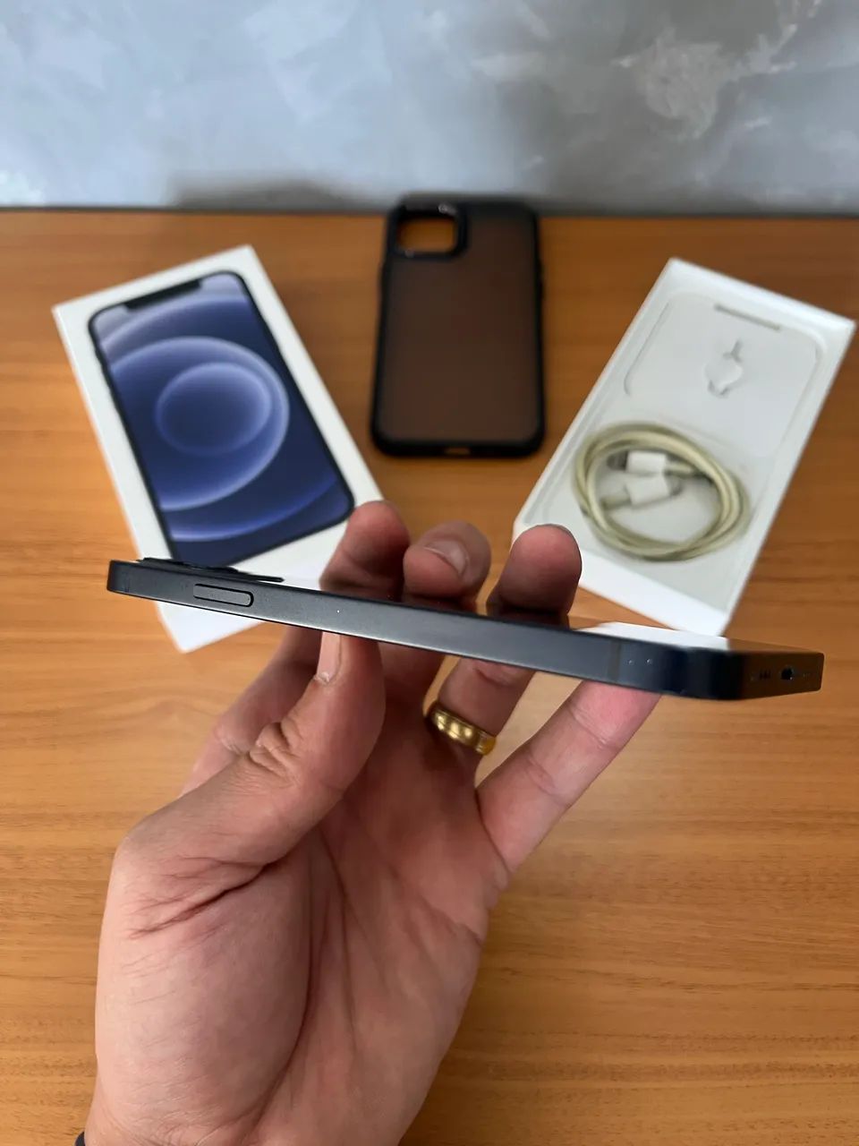 iPhone12 64GB BLACK 箱付き Iphone 12 64GB Preto - Com caixa - Celulares e Smartphones