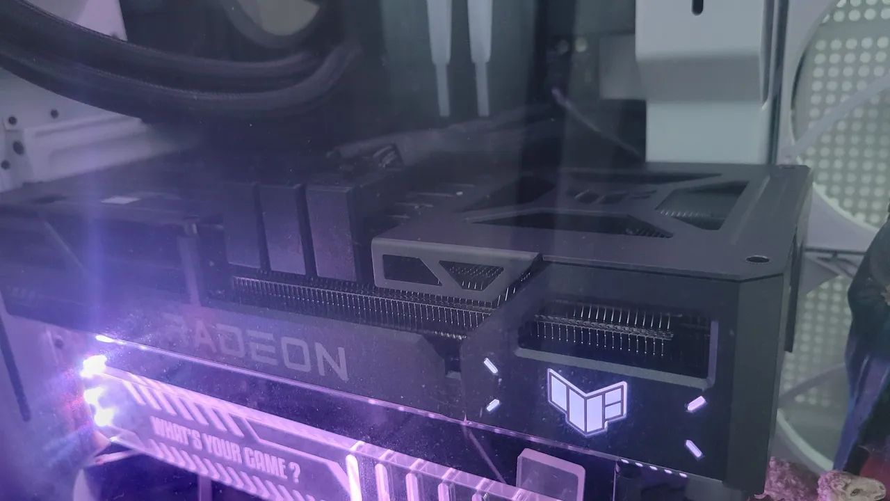 Rx 9070xt oc asus tuf  - Foto 3