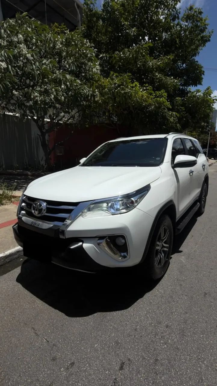Toyota Hilux CD SRV 4X2 2.7 FLEX 16V AUT. 2019