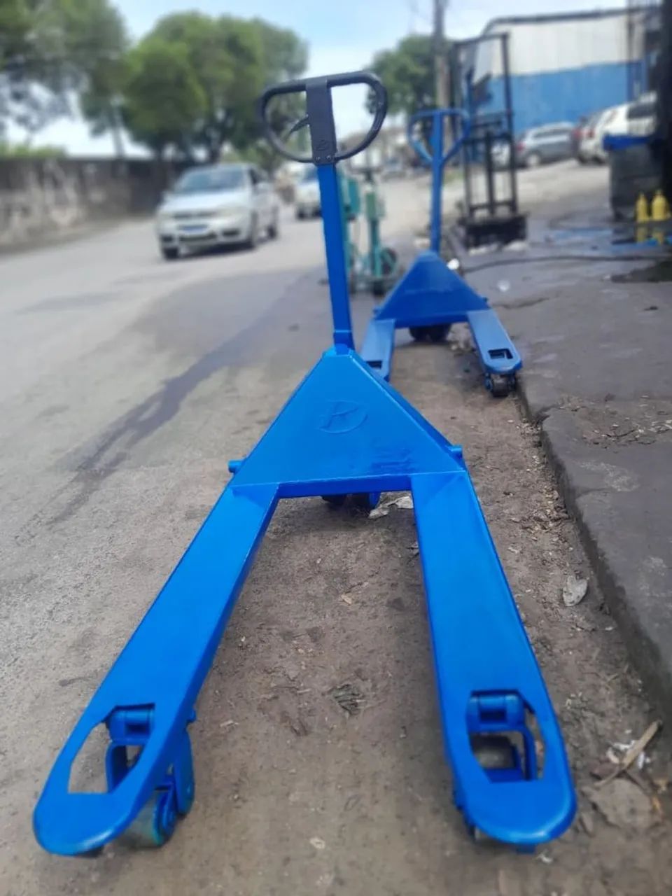 Paleteira semi nova