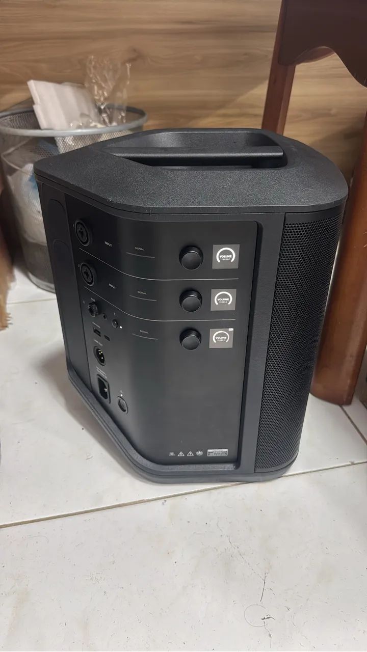 Bose S1 PRO +(Preço Negociável) - Foto 2