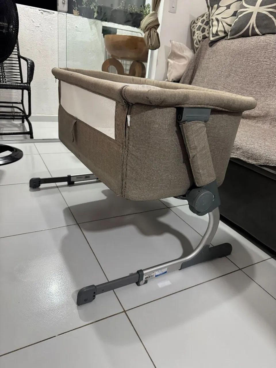 BERÇO M ÓVEL ACOPLA NA CAMA - Foto 2