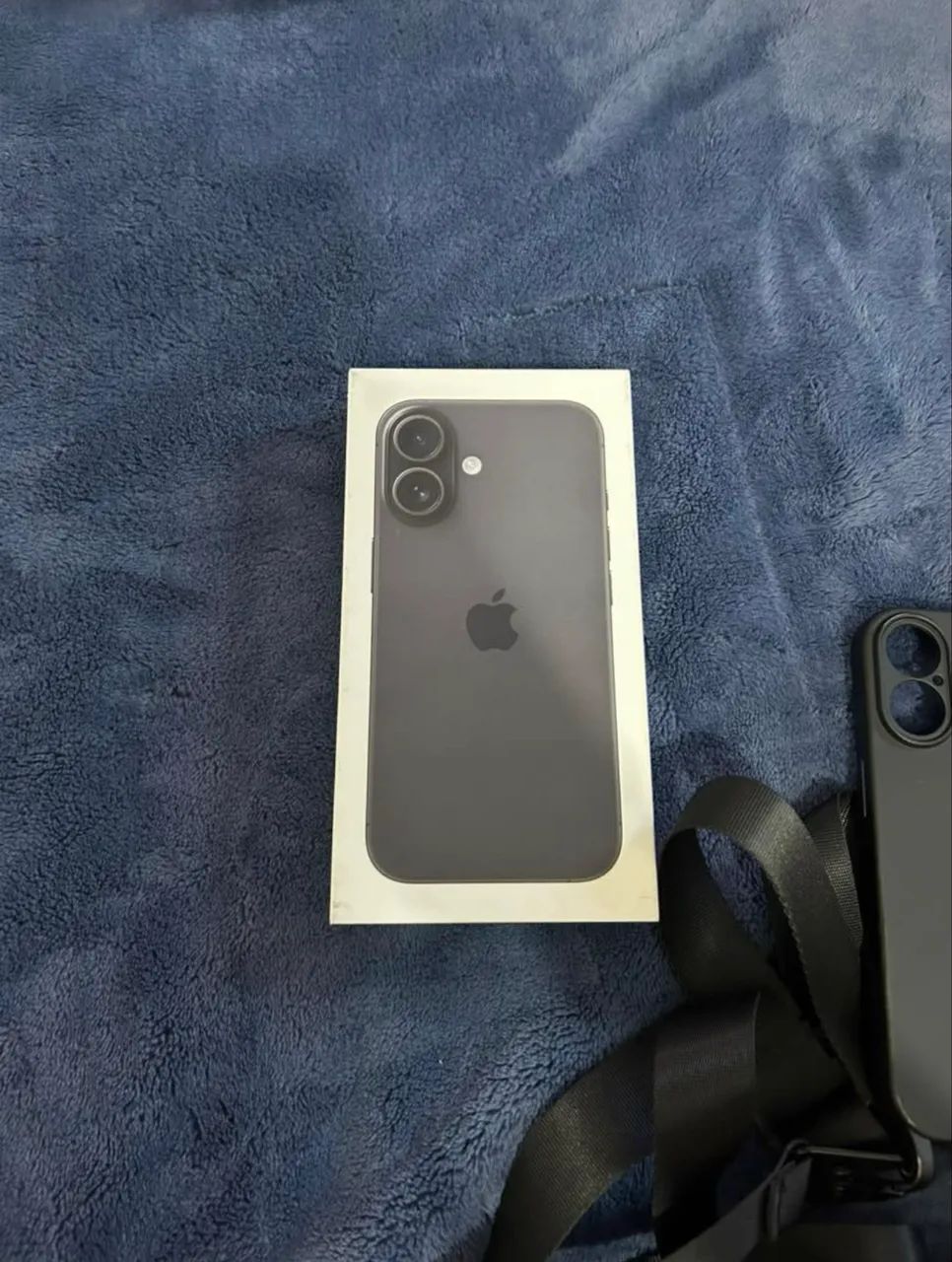 IPhone 16 Black  - Foto 3