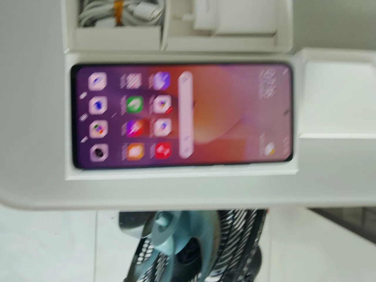 Vendo celular semi novo - Foto 2