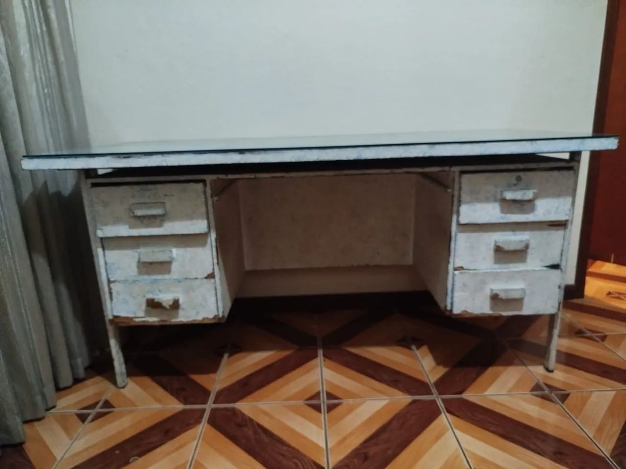 VENDO MESA DE ESCRITÓRIO!