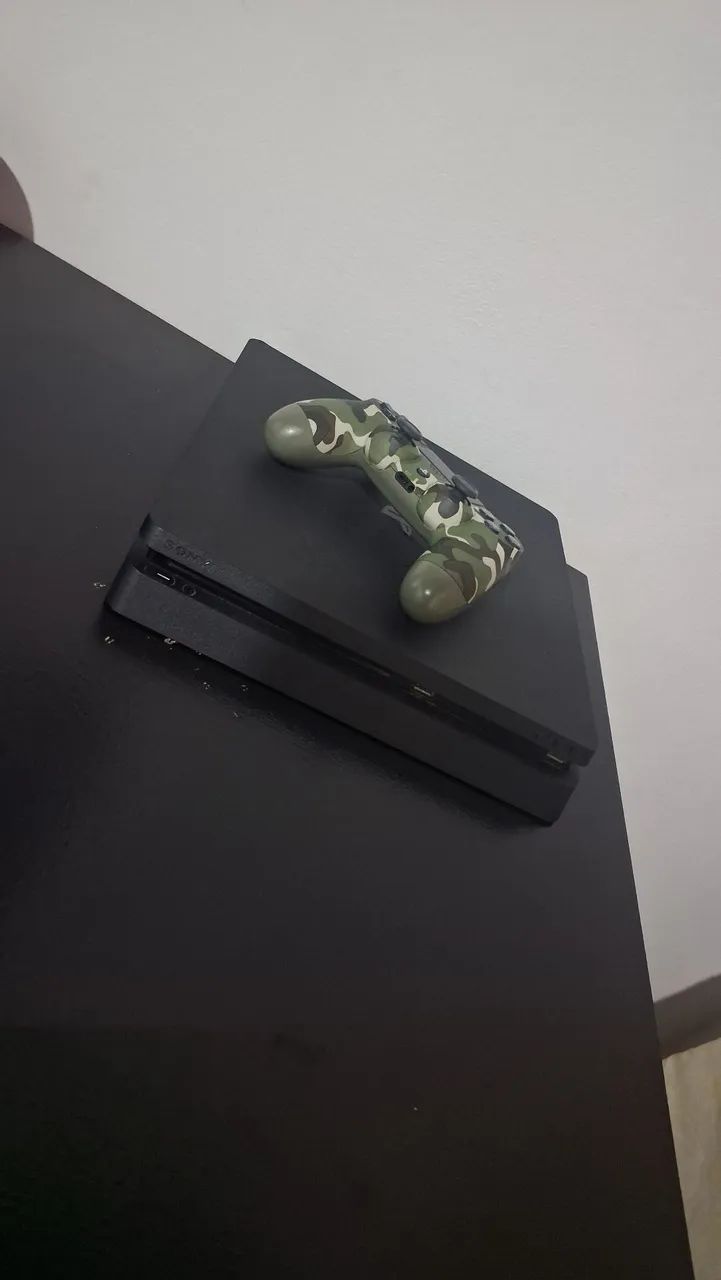 Playstation 4 Slim