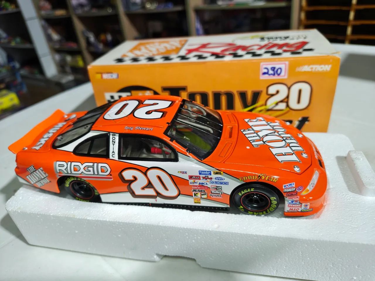 Miniatura nascar 1 24 tonny Stuart  - Foto 4