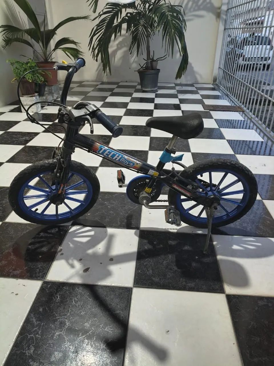 Bicicleta infantil aro 16 semi nova 