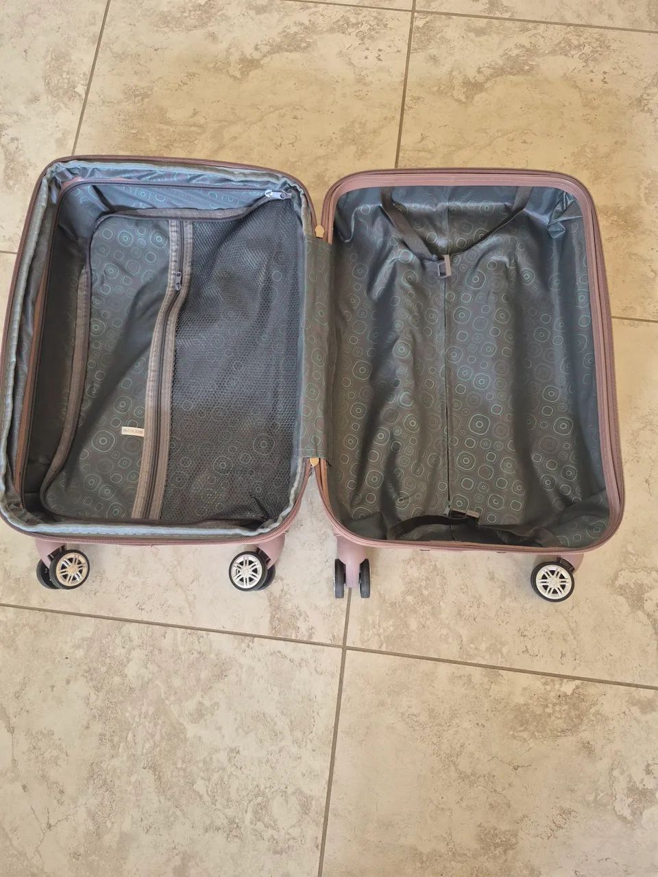 Vendo mala de bordo nova 10Kg - Foto 3