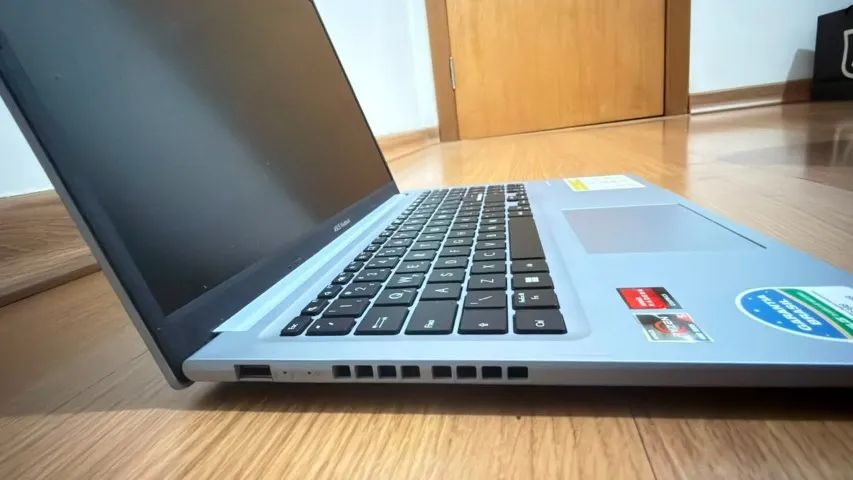 Notebook Asus Vivobook Ryzen 5 8GB RAM - Foto 2
