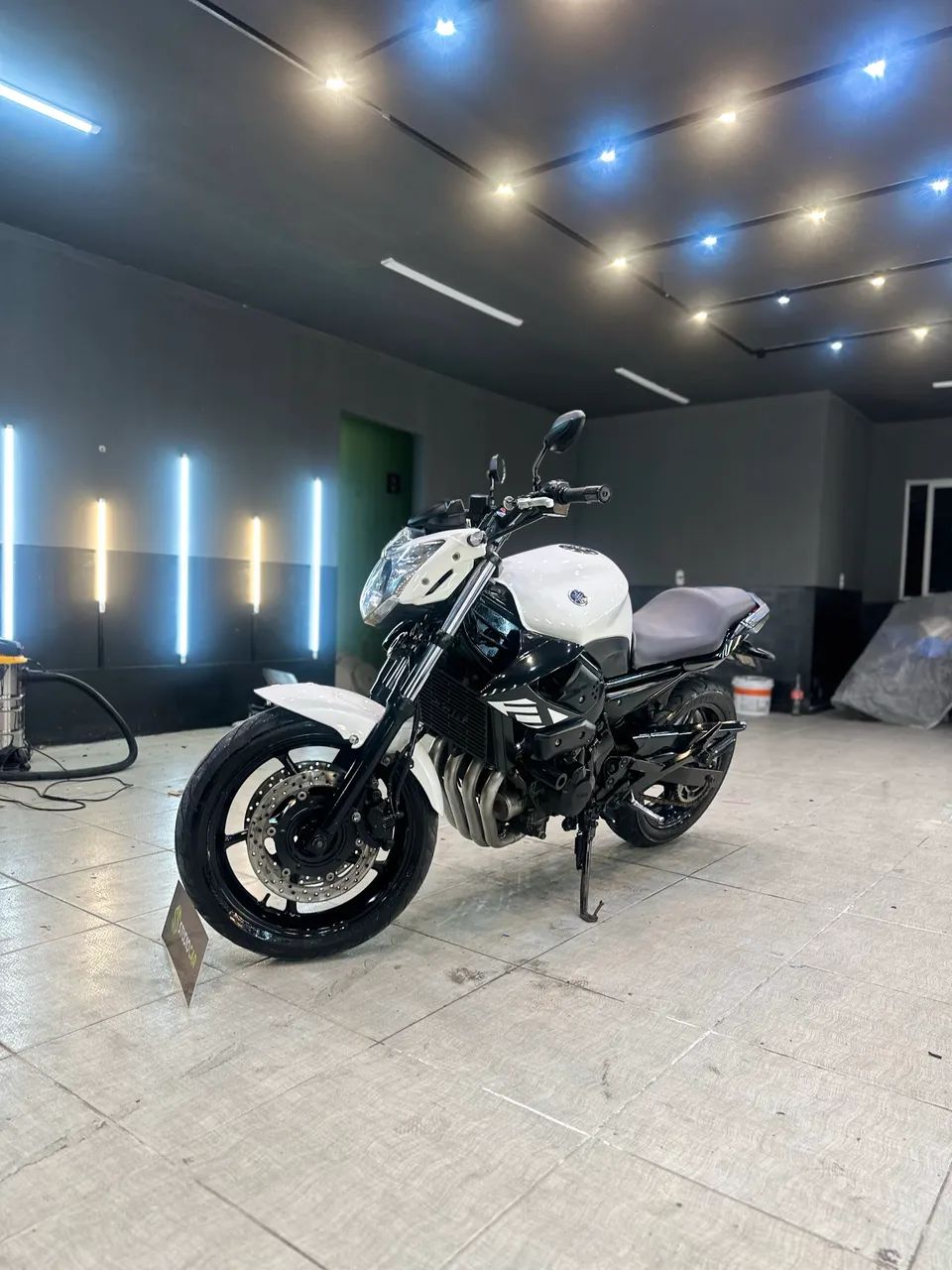XJ6  - Foto 2