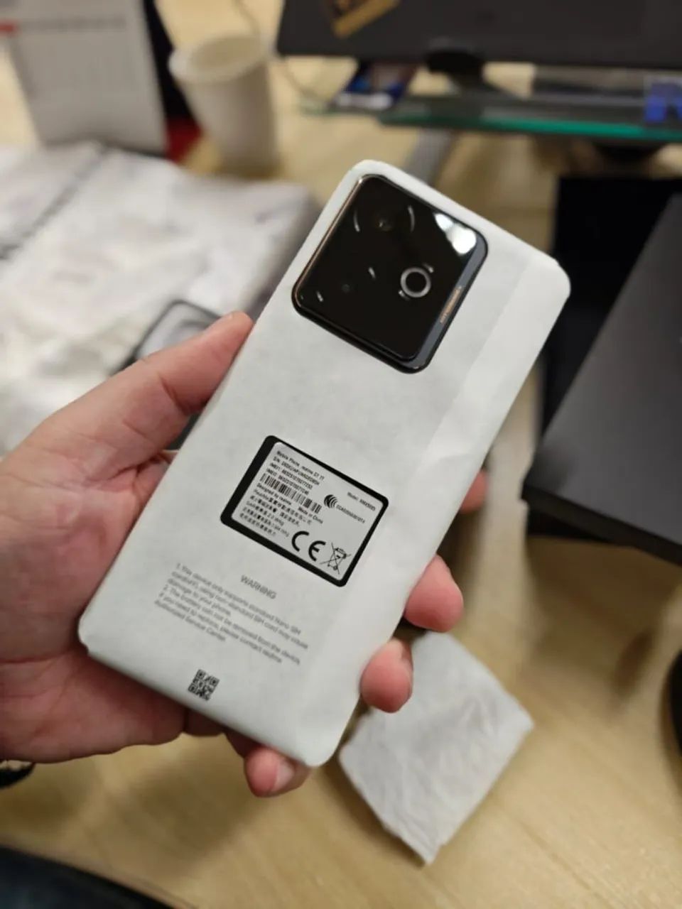 REALME GT 7T - Foto 4