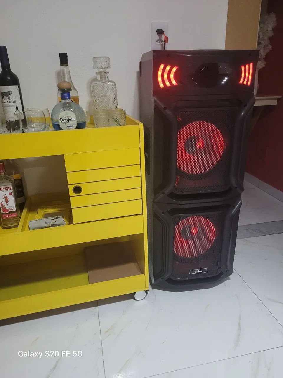 Caixa de som philco pcx1500w muito nova  - Foto 2