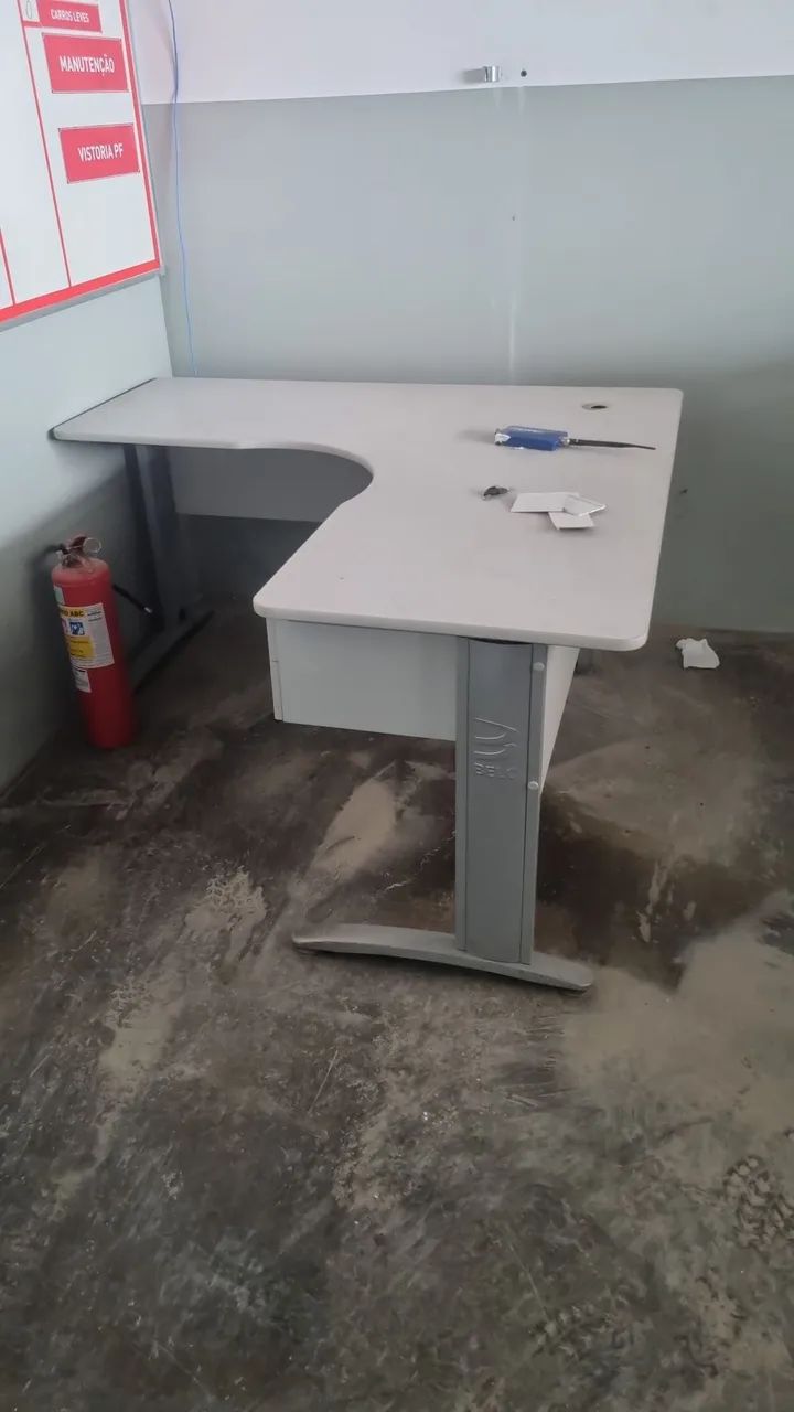 Mesa escritório 
