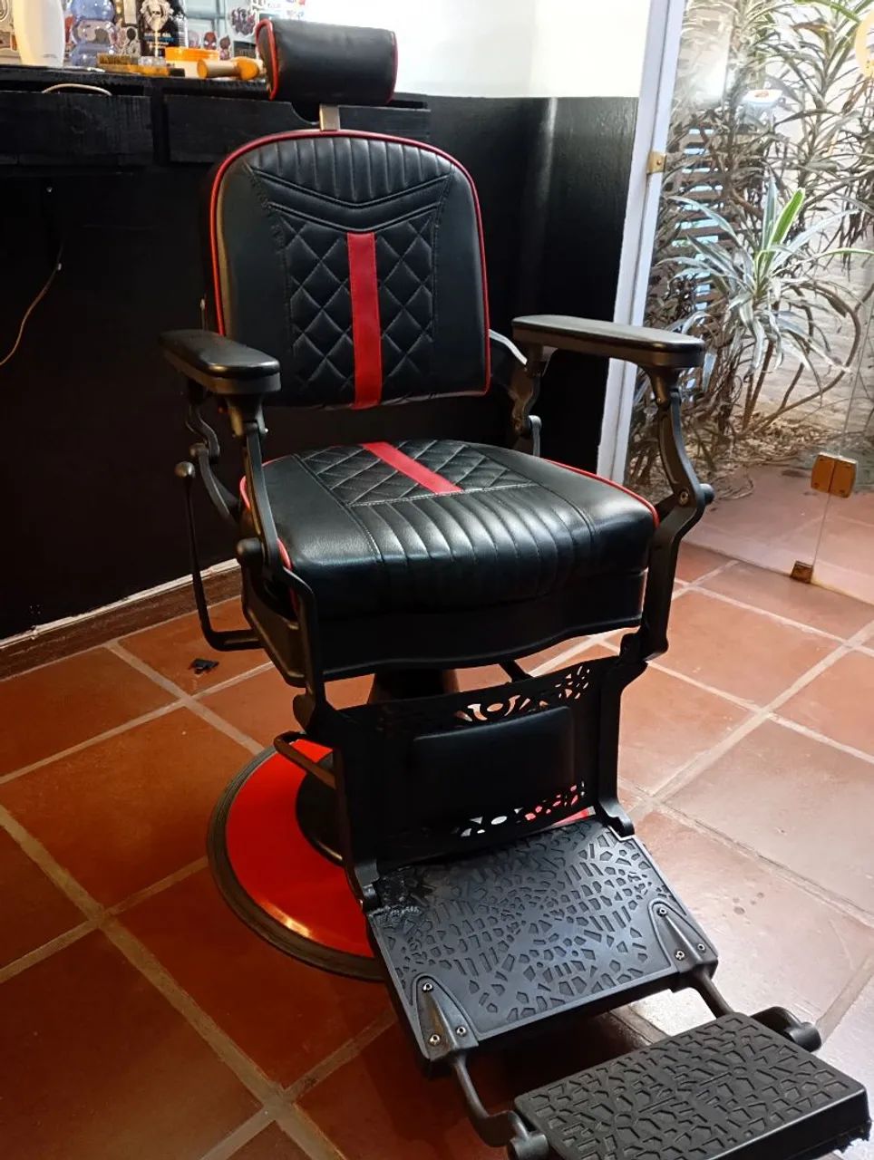 Cadeira de barbeiro  - Foto 2