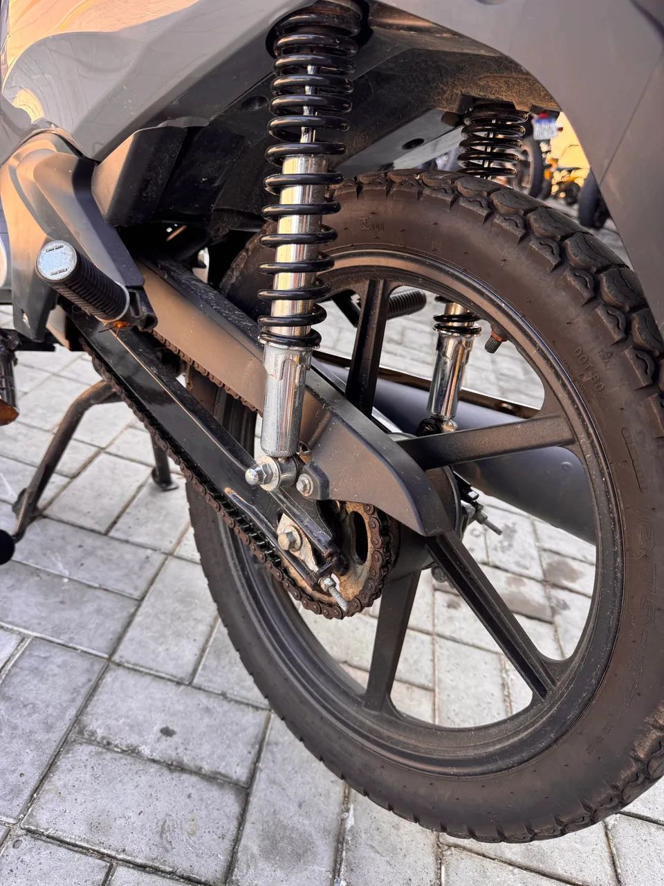 Moto Avelloz AZ125cc 2025 (SEMI NOVA)  - Foto 4