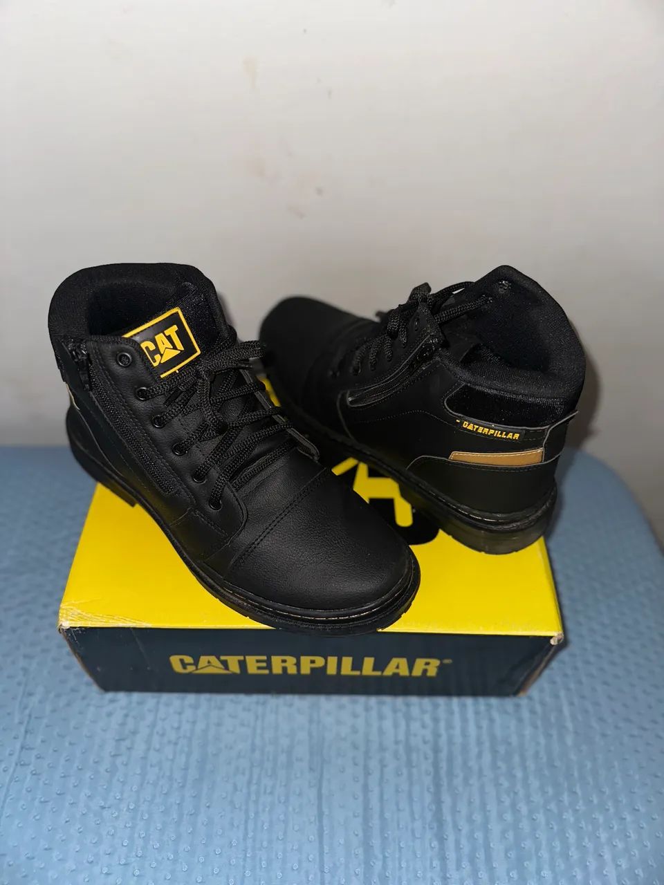 Bota cat 42 - Foto 4