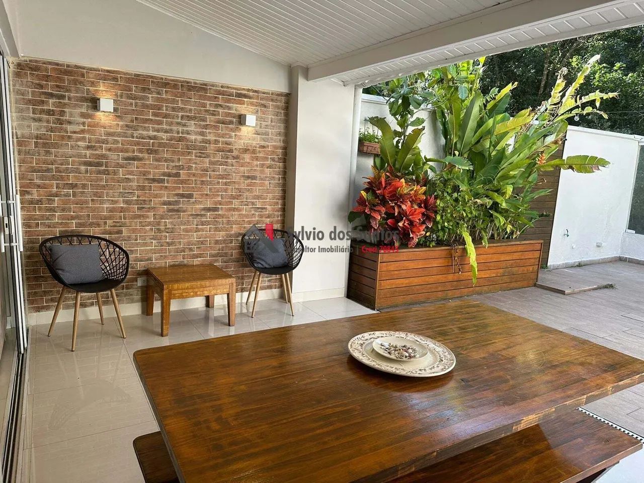 Casa reformada com espaço gourmet no Residencial Scenic. - Foto 4