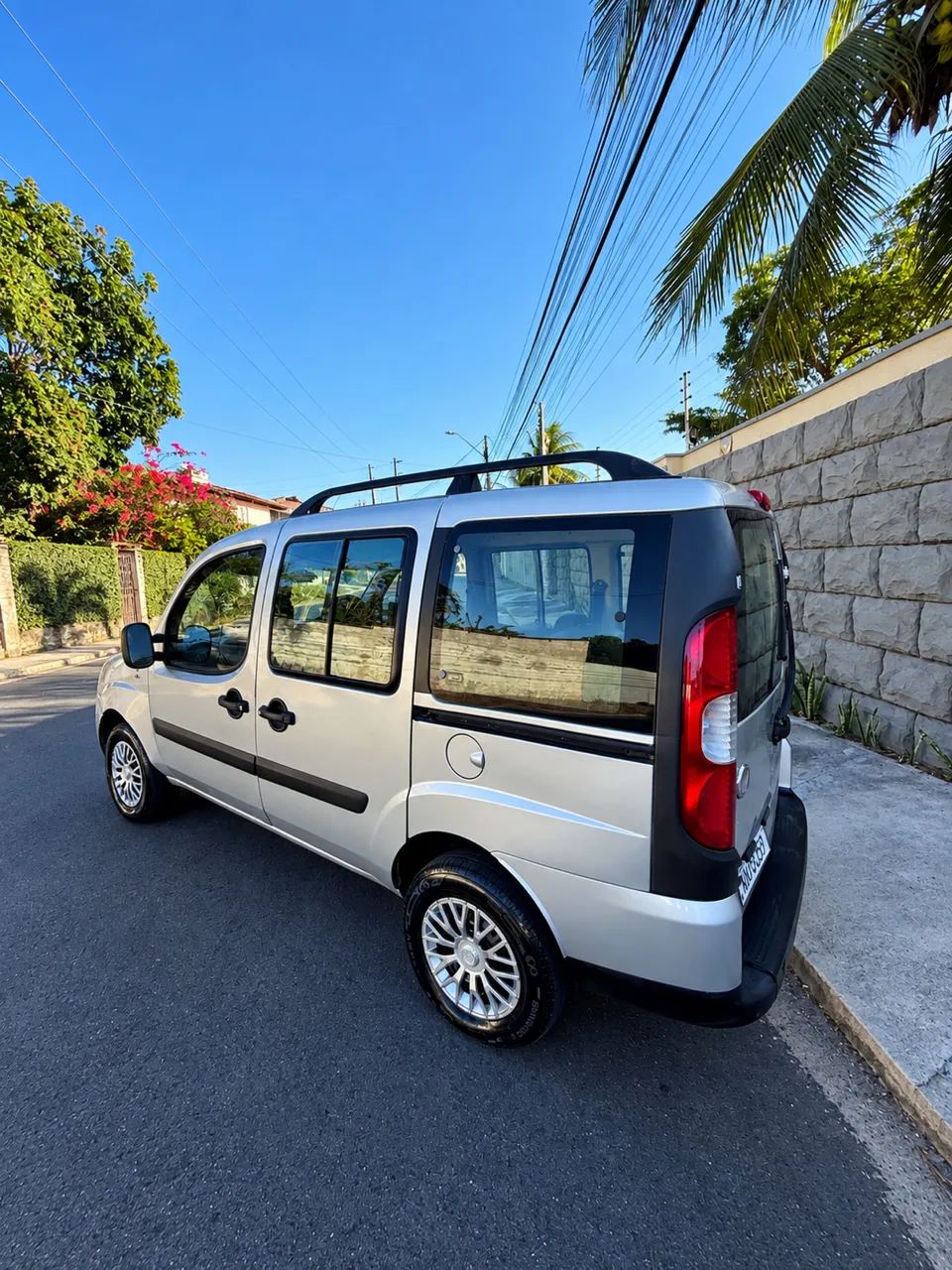 Fiat Doblo HLX 1.8 MPI Flex 5P 2011 - Foto 5