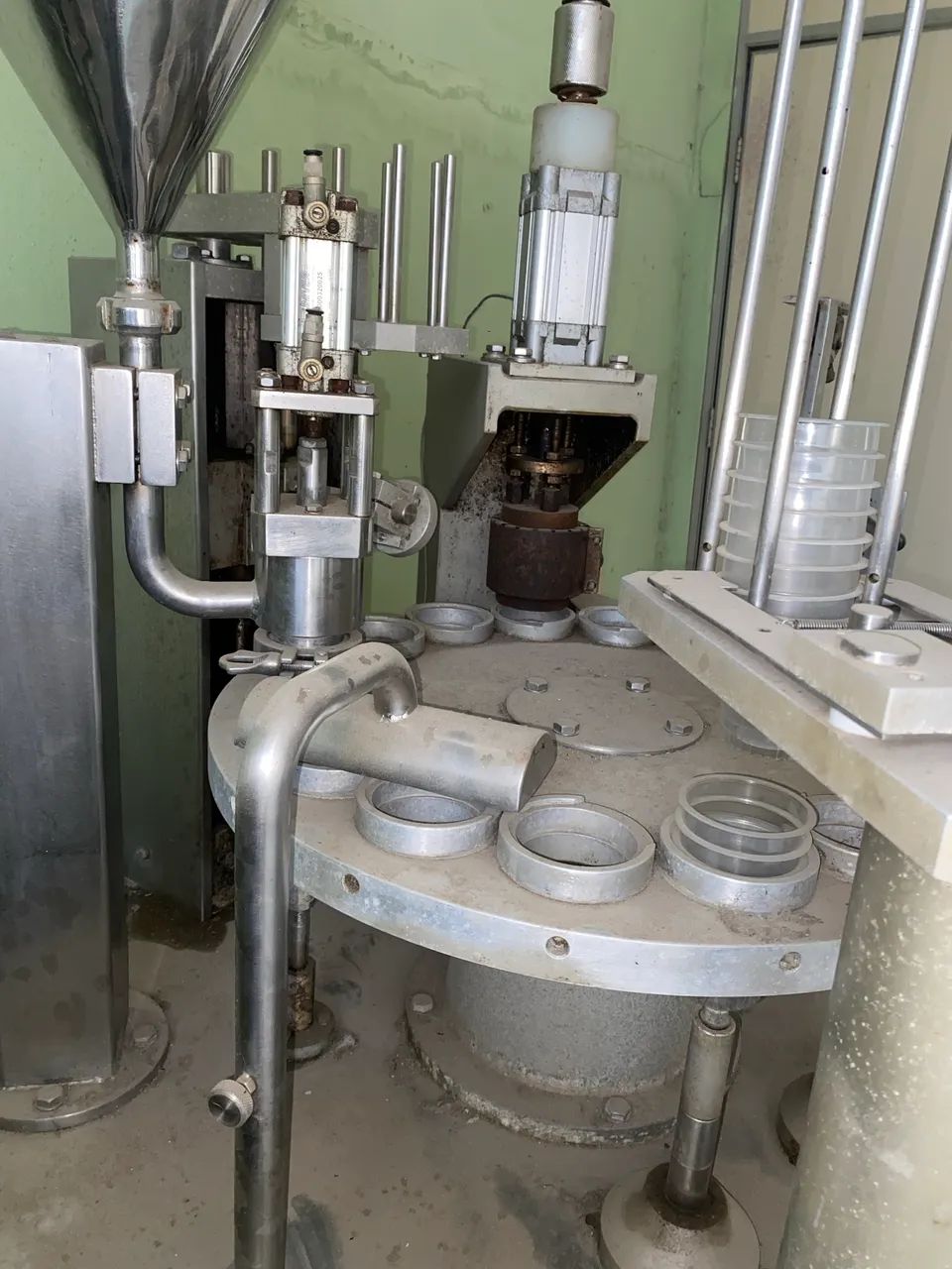 Envasadora pneumática Brasholanda  - Foto 2