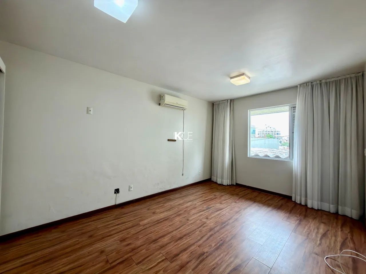 Amplo apartamento 04 dormitórios para alugar em Coqueiros, Florianópolis SC - Foto 5