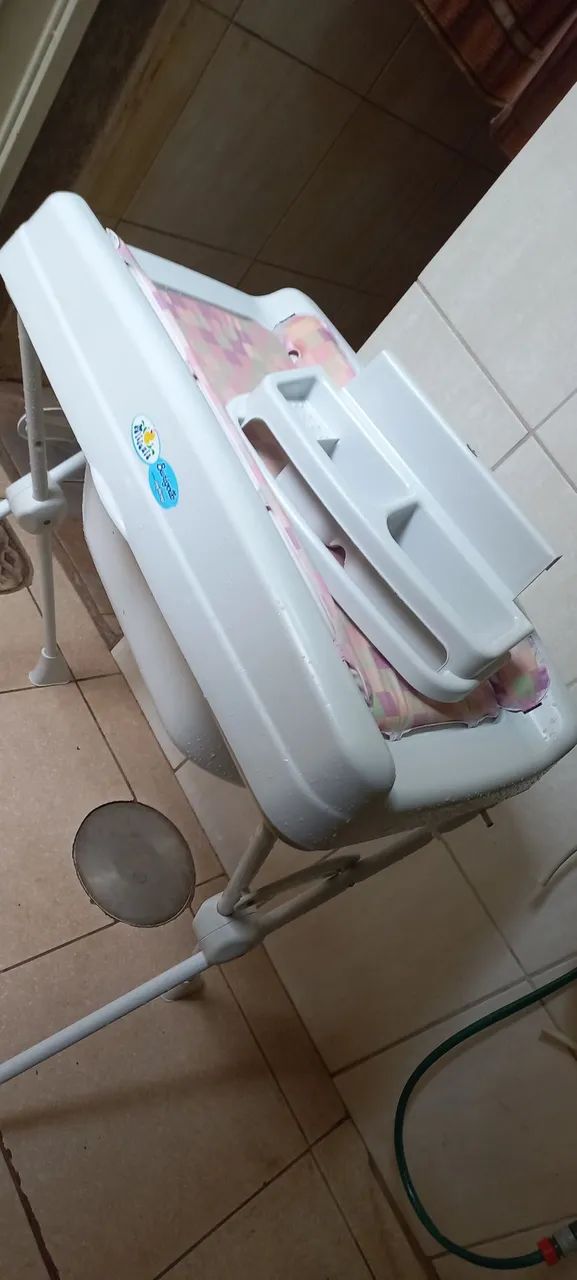 Banheira com suporte