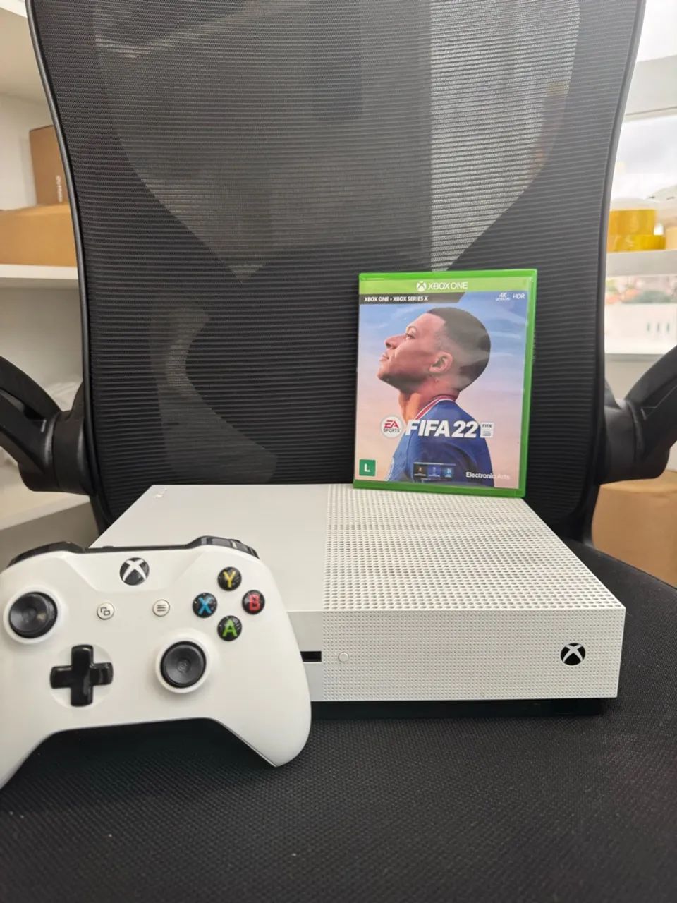 Xbox One S 1tb - Foto 4
