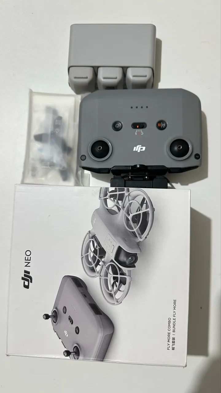  DJI Neo Fly More Combo na Garantia  - Foto 2