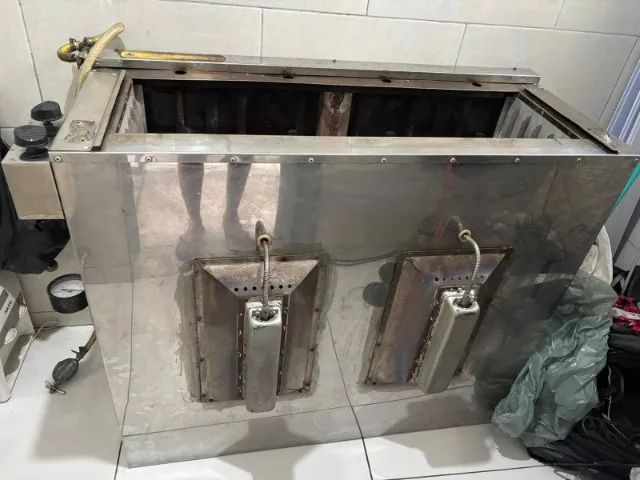 Forno industrial Venâncio com grill 