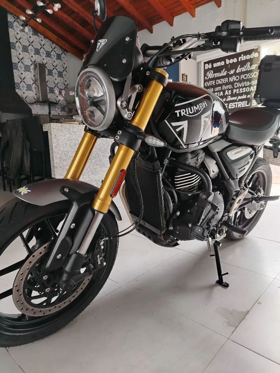 Triumph 400 - Foto 2