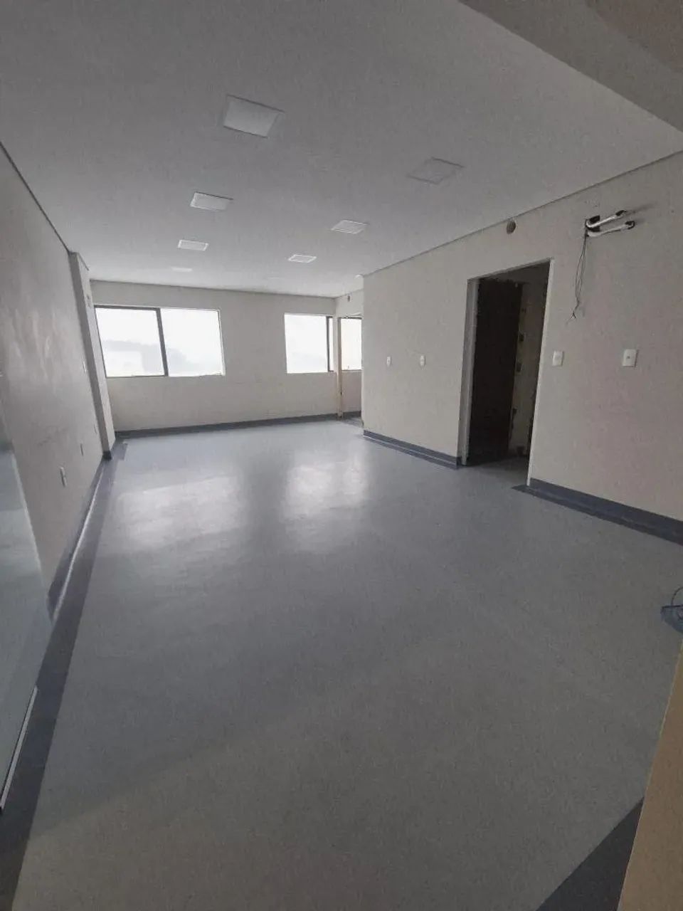 SALA COMERCIAL no CENTRO com 0 quartos para VENDA, 127 m² - Foto 3