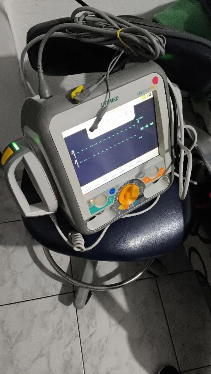 Cardioversor lifemed lifeshock pro