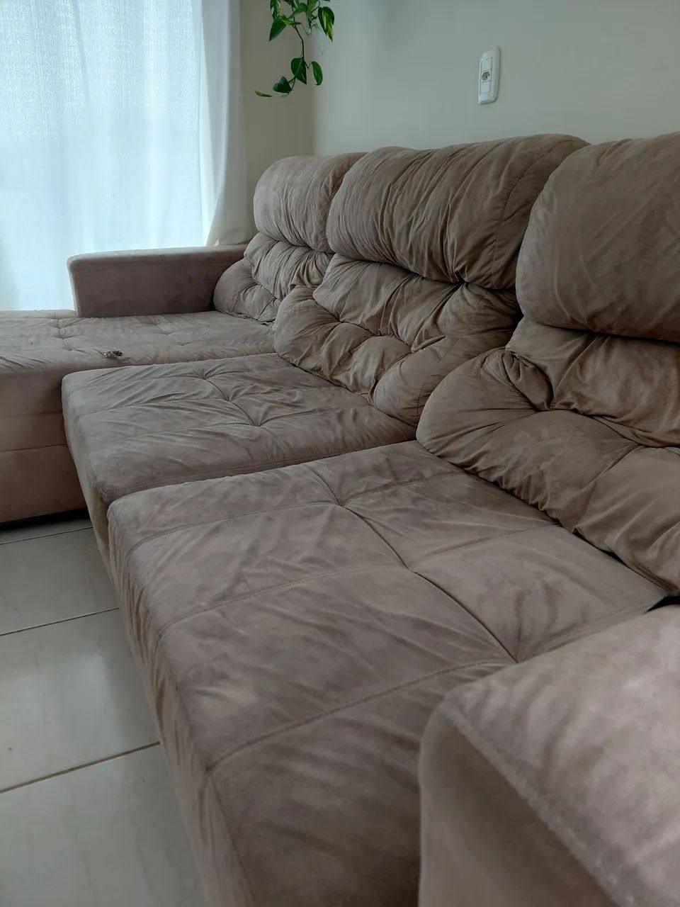 Vendo sofá 3m, retrátil e reclinavel  - Foto 4