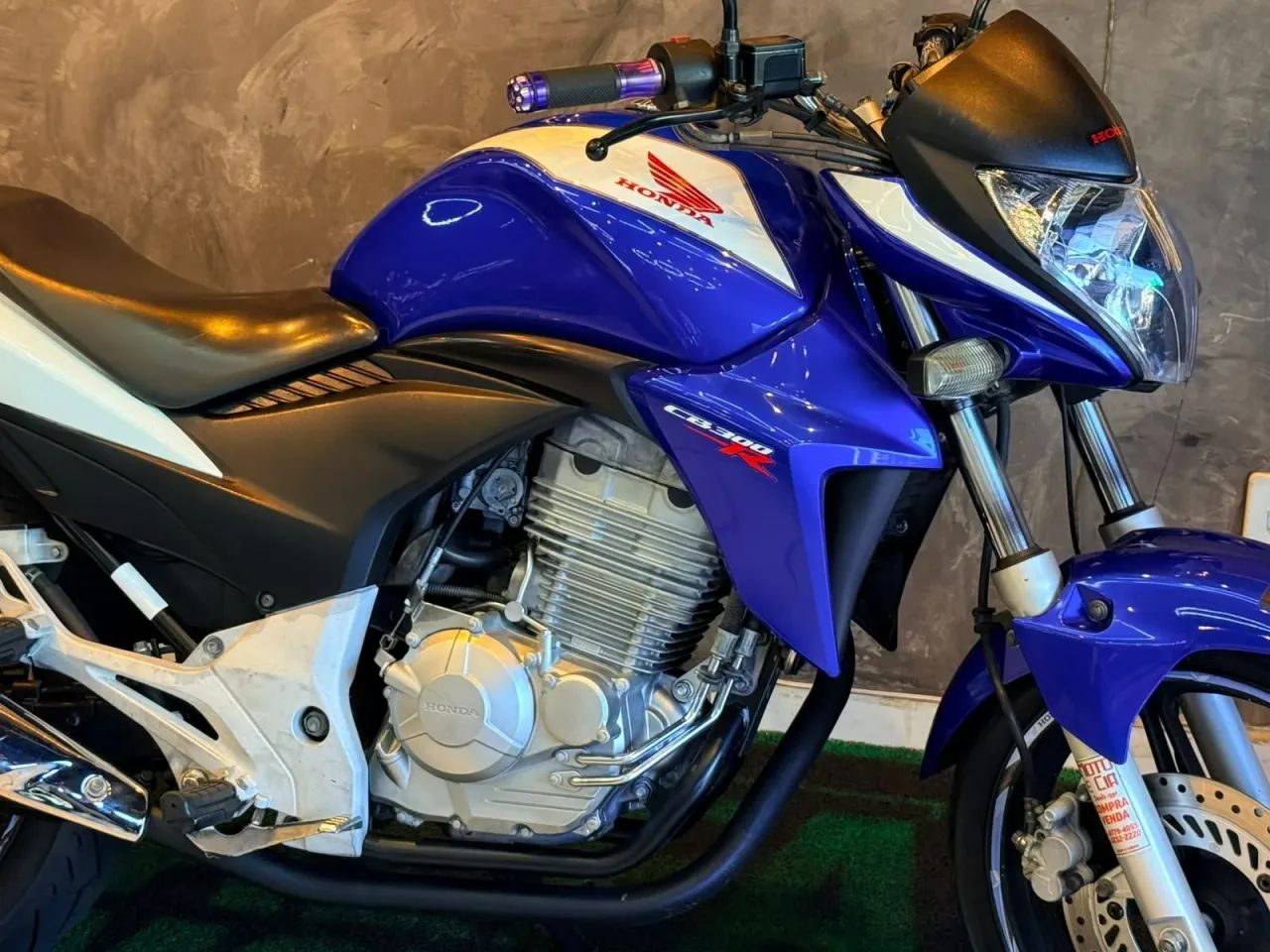HONDA CB 300R AZUL 2014 - Foto 5