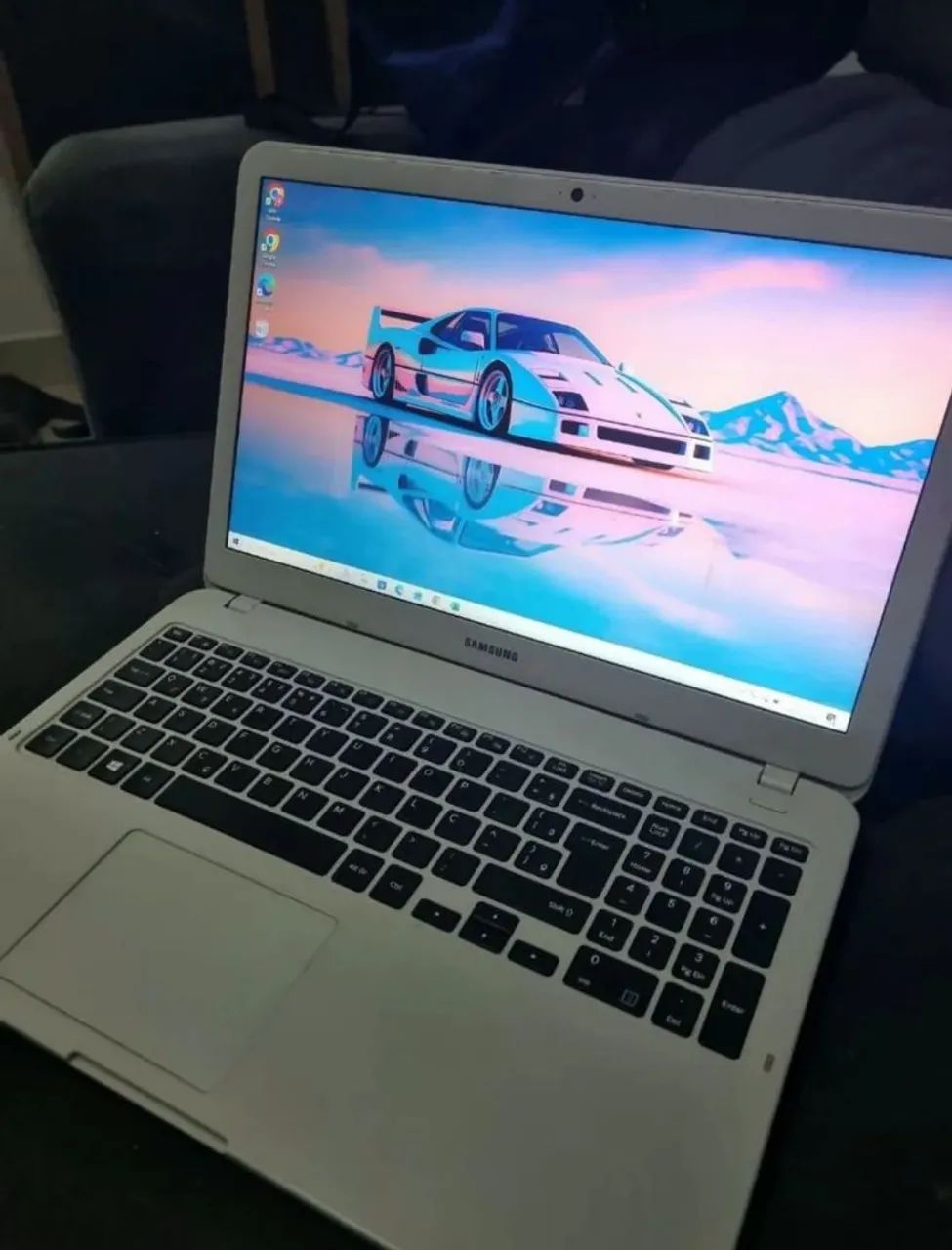 Notebook Samsung i3 da 7 ° Geração 