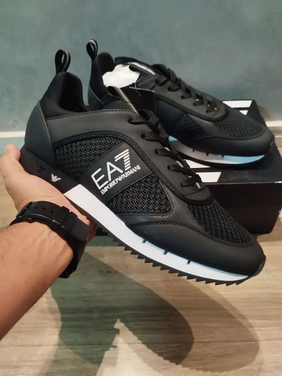 Tênis Armani original tamanho 40