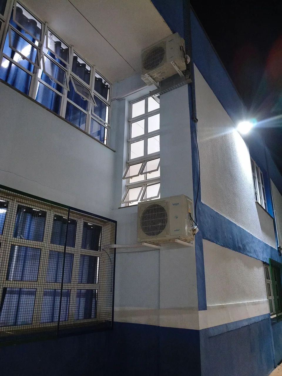 Auxiliar de manutenção e instalação  - Foto 2